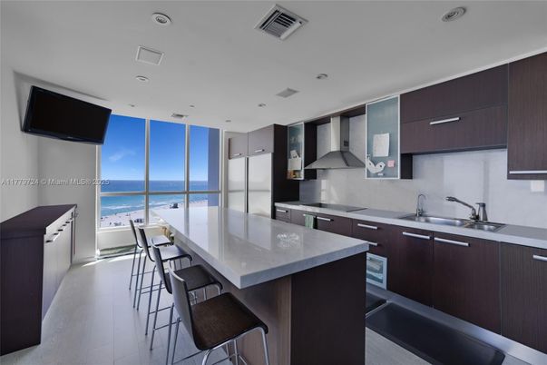 Interior, Kitchen, Recessed Lighting, Stainless Steel Appliances, Water