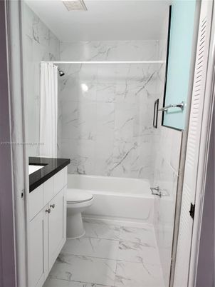Bathroom, Interior, Marble, Marble Walls