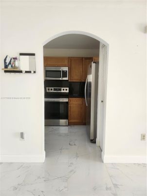 Interior, Kitchen, Marble, Stainless Steel Appliances