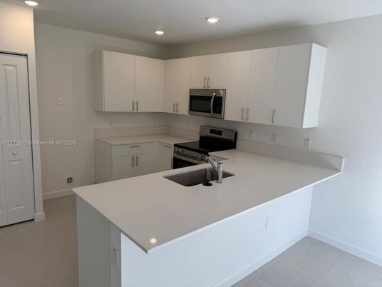 Interior, Kitchen, Recessed Lighting