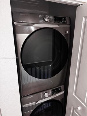 Interior, Utility Closets, Washer