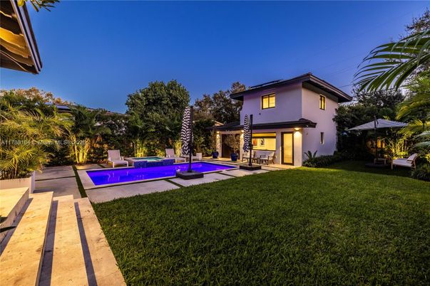 Backyard, Exterior, Pool