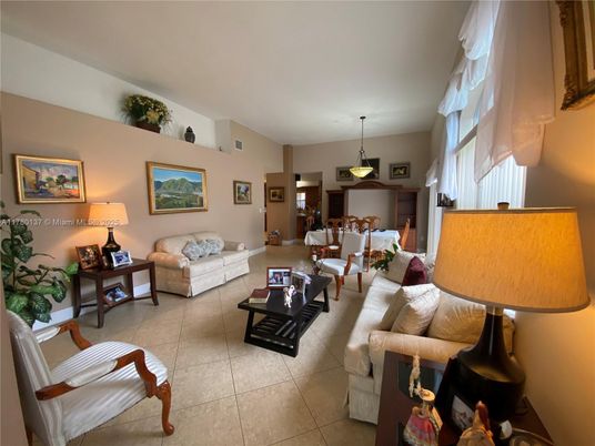 Dining room, Interior, Living room, Pendant Lights