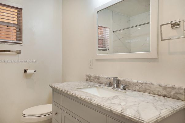 Bathroom, Interior, Marble Walls