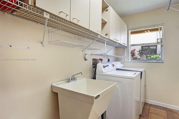 Interior, Washer