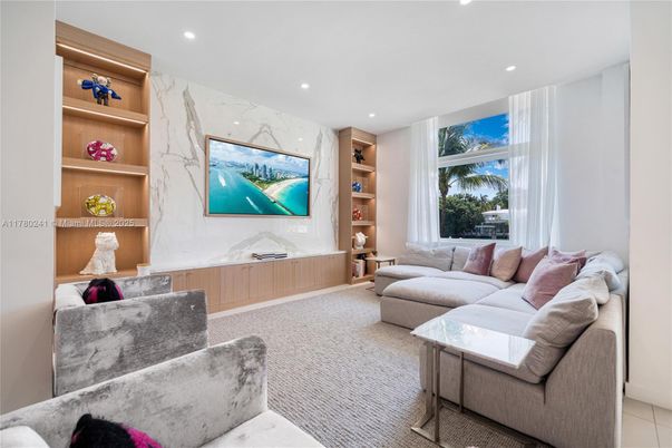 Interior, Living room, Marble Walls, Recessed Lighting