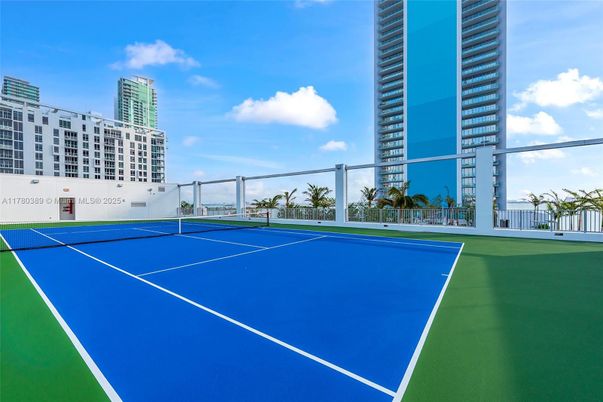 Exterior, Tennis Courts
