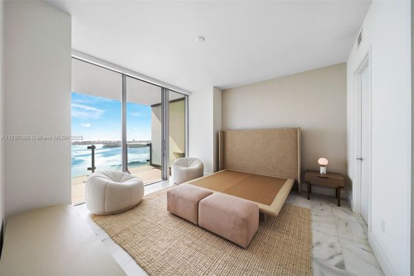 Bedroom, Interior, Water