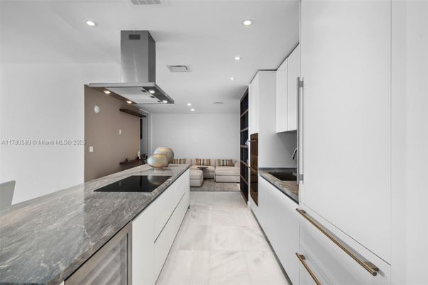 Interior, Kitchen, Marble, Recessed Lighting