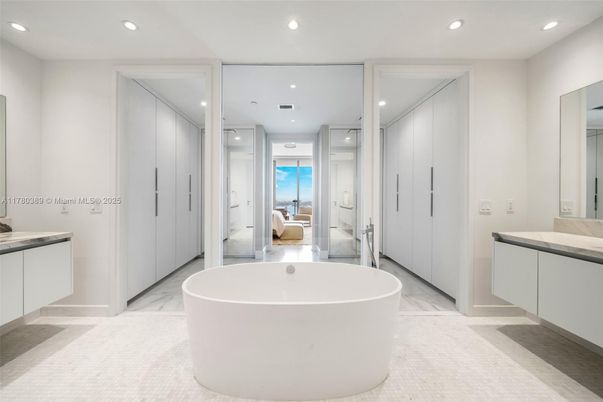 Bathroom, Free Standing Baths, Interior, Marble, Recessed Lighting