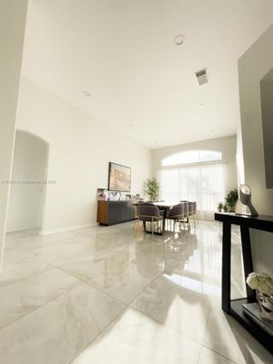 Dining room, Interior, Recessed Lighting