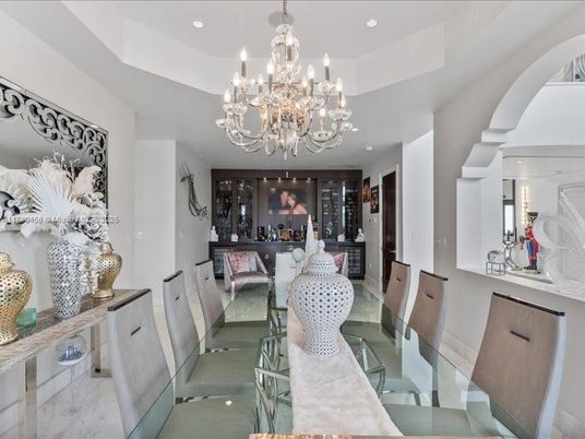 Chandelier, Dining room, Interior, Marble, Recessed Lighting