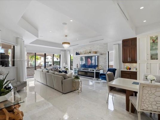 Chandelier, Dining room, Interior, Living room, Recessed Lighting, Stone Walls