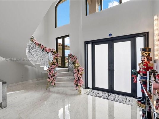 Interior, Marble