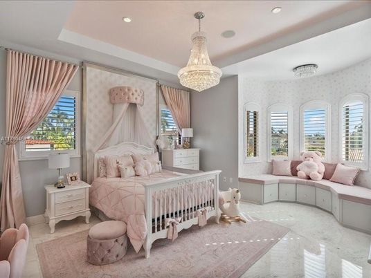 Bedroom, Chandelier, Interior, Recessed Lighting