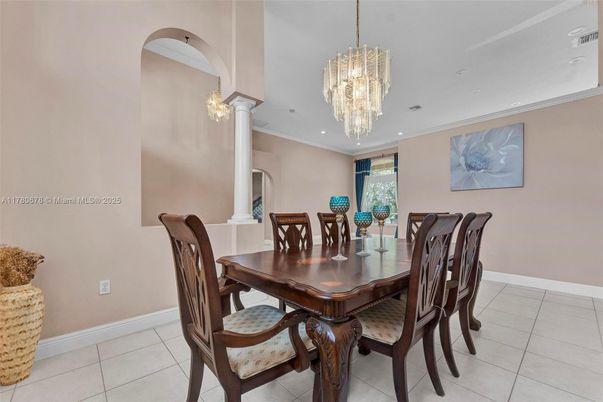 Chandelier, Dining room, Interior, Recessed Lighting