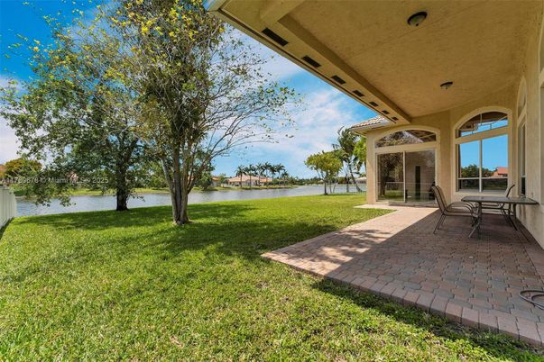 Backyard, Exterior, Lake, Water