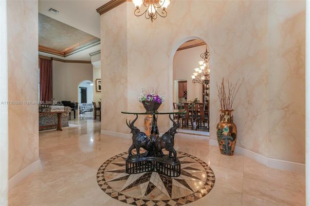 Chandelier, Dining room, Interior
