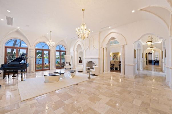 Chandelier, Fireplace, Interior, Living room, Piano, Recessed Lighting