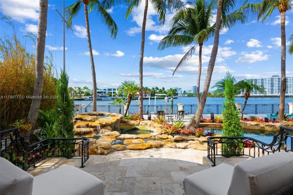 Exterior, Lake, Water