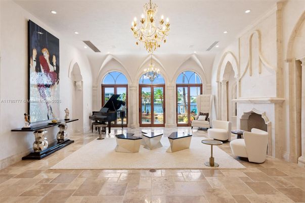 Chandelier, Fireplace, Interior, Living room, Piano, Recessed Lighting