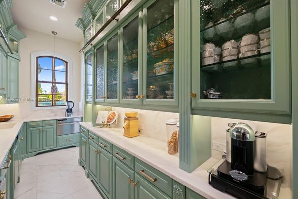 Interior, Kitchen, Marble, Pendant Lights, Recessed Lighting