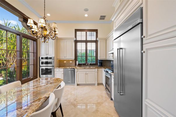 Chandelier, Interior, Kitchen, Recessed Lighting, Stainless Steel Appliances