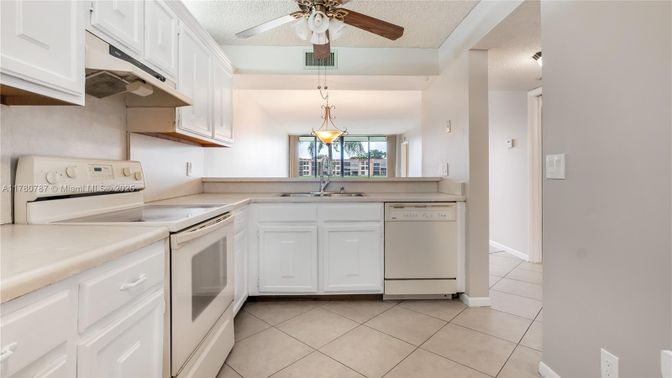 Interior, Kitchen, Pendant Lights