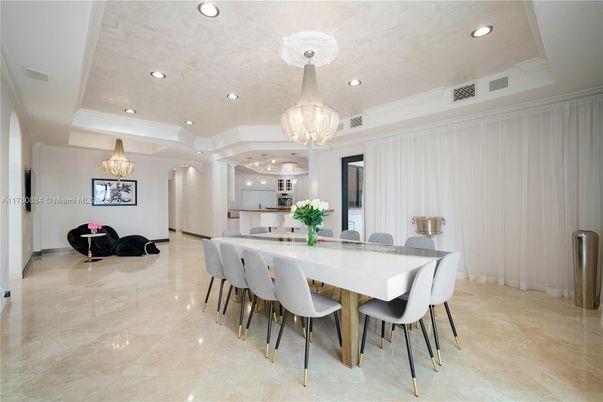 Chandelier, Dining room, Interior, Kitchen, Pendant Lights, Recessed Lighting