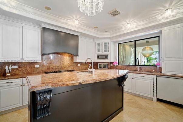 Chandelier, Interior, Kitchen, Recessed Lighting