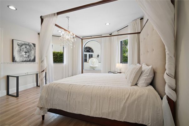 Bedroom, Chandelier, Interior, Recessed Lighting, Wood Texture Flooring