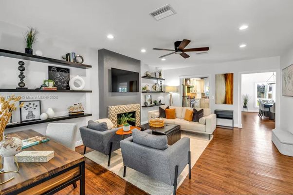 Fireplace, Interior, Living room, Recessed Lighting, Wood Texture Flooring