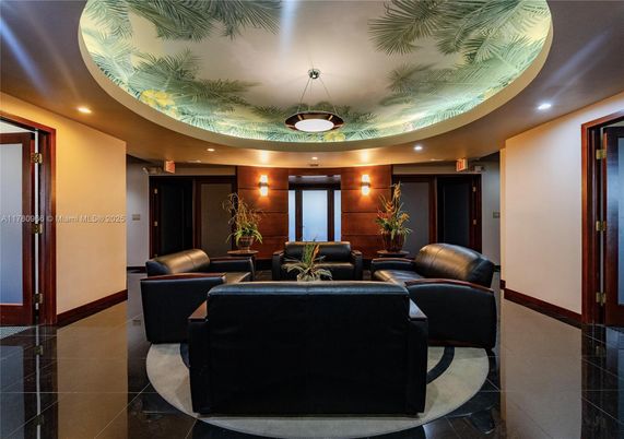 Interior, Living room, Pendant Lights, Recessed Lighting