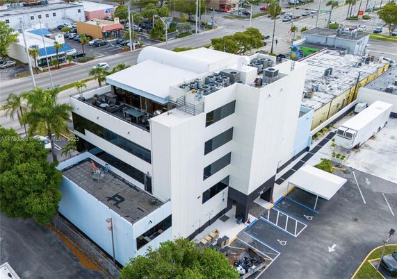 Exterior, Drone