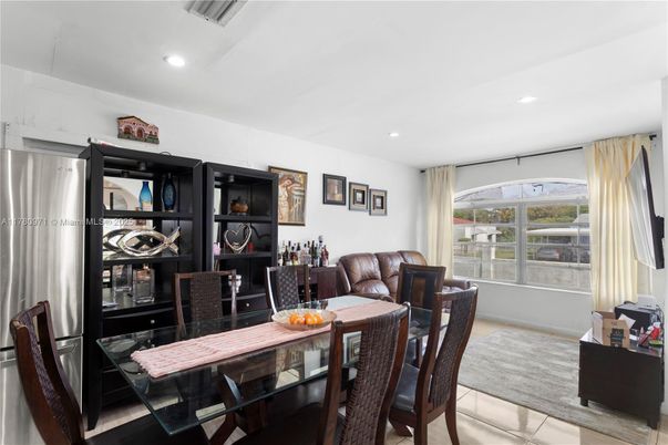 Dining room, Interior, Recessed Lighting, Wood Texture Flooring