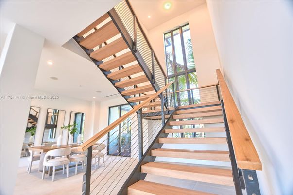 Dining room, Interior, Recessed Lighting