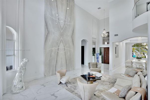 Interior, Living room, Marble, Pendant Lights, Recessed Lighting