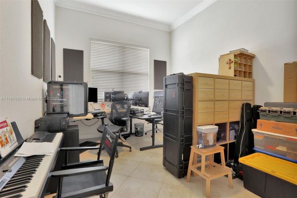 Home Office, Interior, Piano