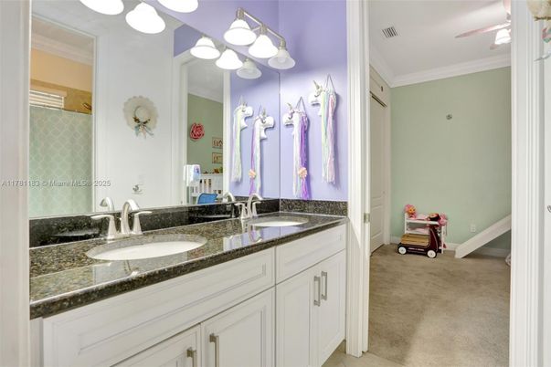 Bathroom, Dual Sink Vanities, Interior