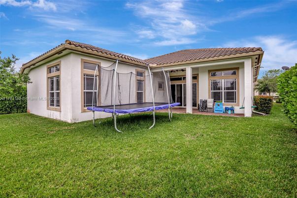 Backyard, Exterior, Playground