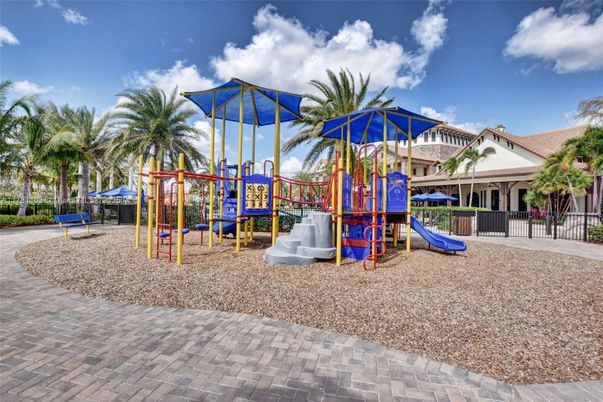 Backyard, Exterior, Playground