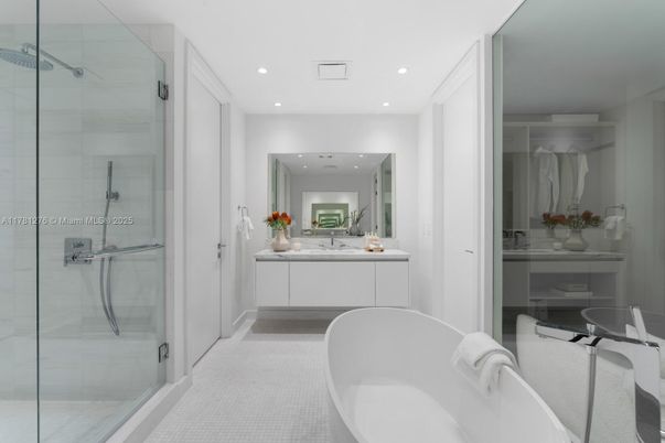 Bathroom, Free Standing Baths, Glass Shower, Interior, Recessed Lighting