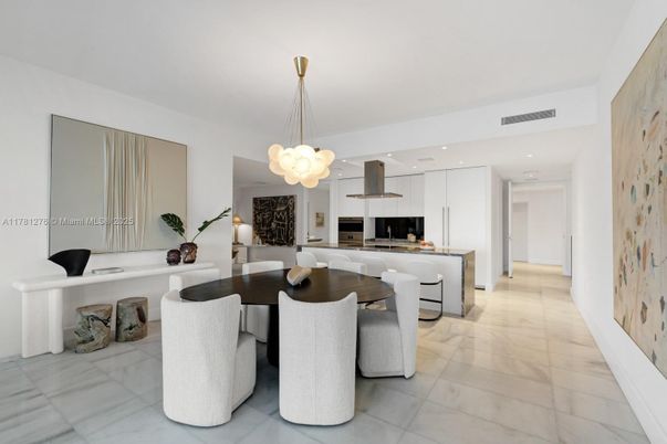 Dining room, Interior, Kitchen, Pendant Lights, Recessed Lighting, Stainless Steel Appliances