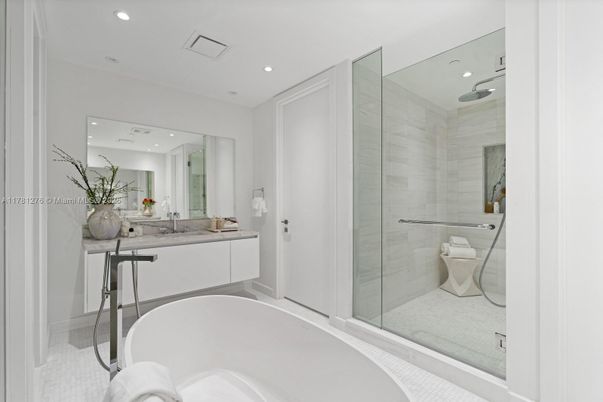 Bathroom, Free Standing Baths, Glass Shower, Interior, Recessed Lighting