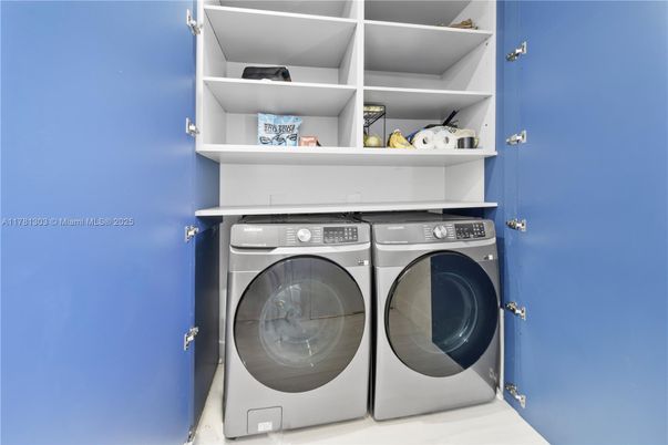Interior, Washer
