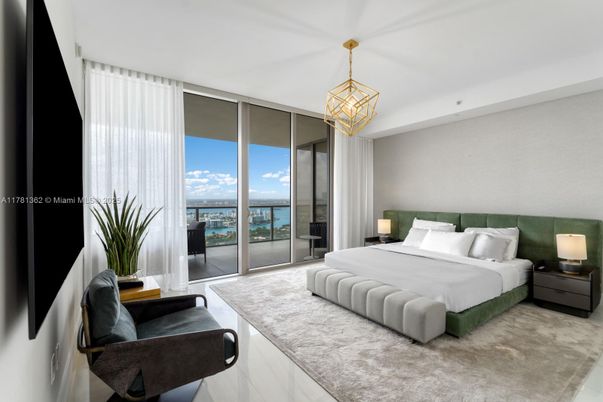 Bedroom, Interior, Pendant Lights, Water