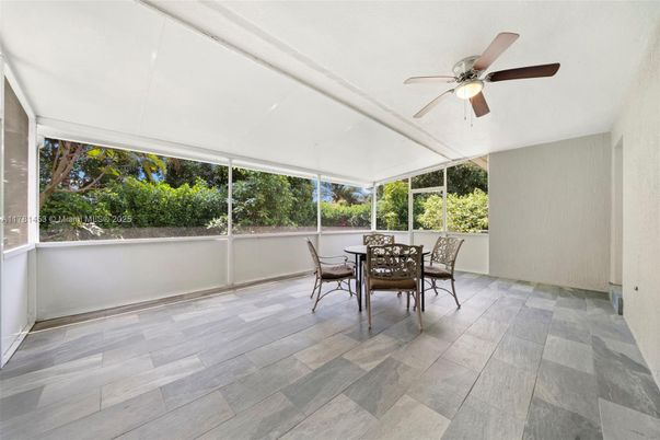 Dining room, Interior, Sun Room, Wood Texture Flooring