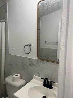 Bathroom, Interior, Marble Walls