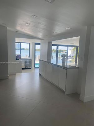 Interior, Recessed Lighting, Water
