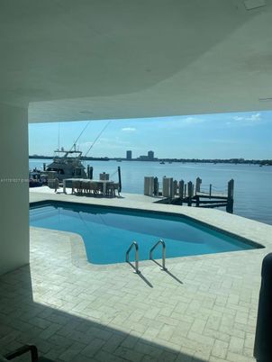 Exterior, Lake, Pool, Water